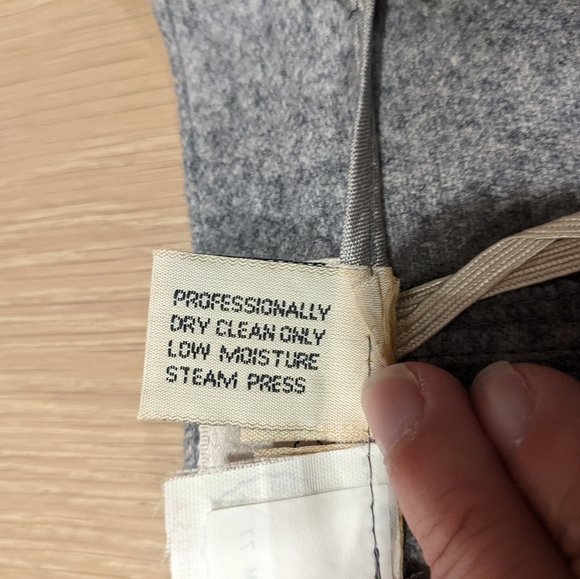 Vintage wool skirt - Picture 3 of 7